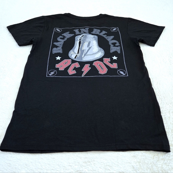 Freeze🥶⚡AC/DC⚡ "Back In Black"🖤 Graphic Tee👕 - NWOT - Picture 16 of 16
